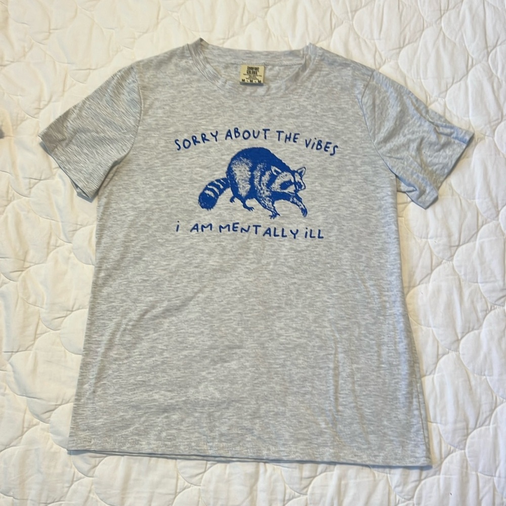 Comfort colors -Graphic tee in grey size medium